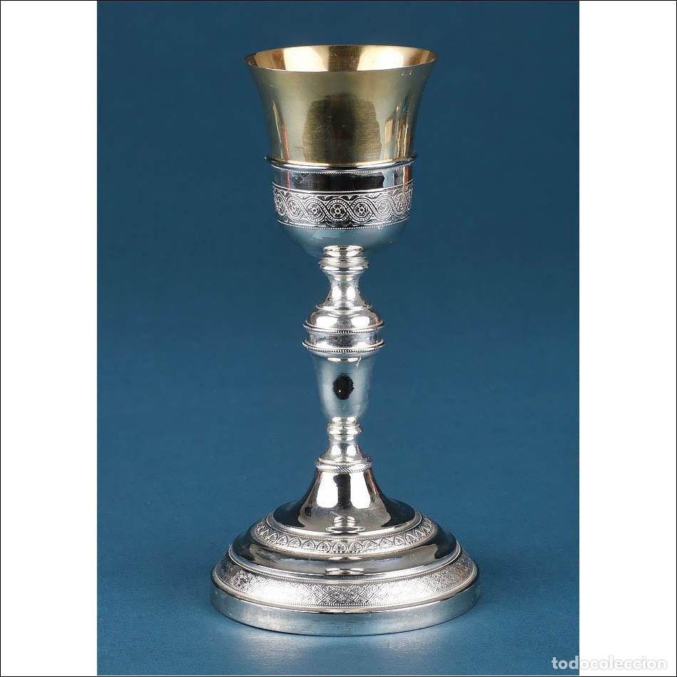 Antig&uuml;edades: Antiguo C&aacute;liz en Metal Plateado con Copa de Plata Dorada. Espa&ntilde;a c. 1920.