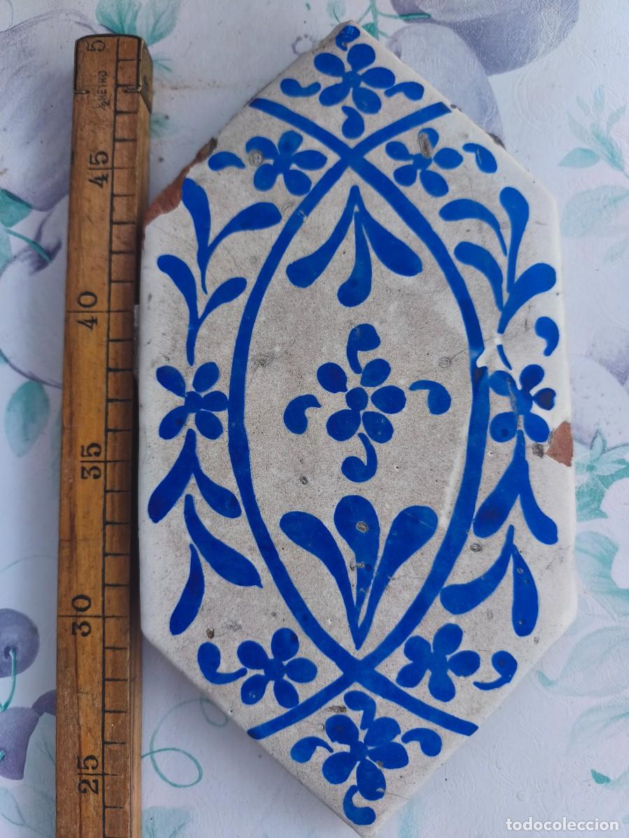 Antig&uuml;edades: Antiguo Azulejo Fajalauza
