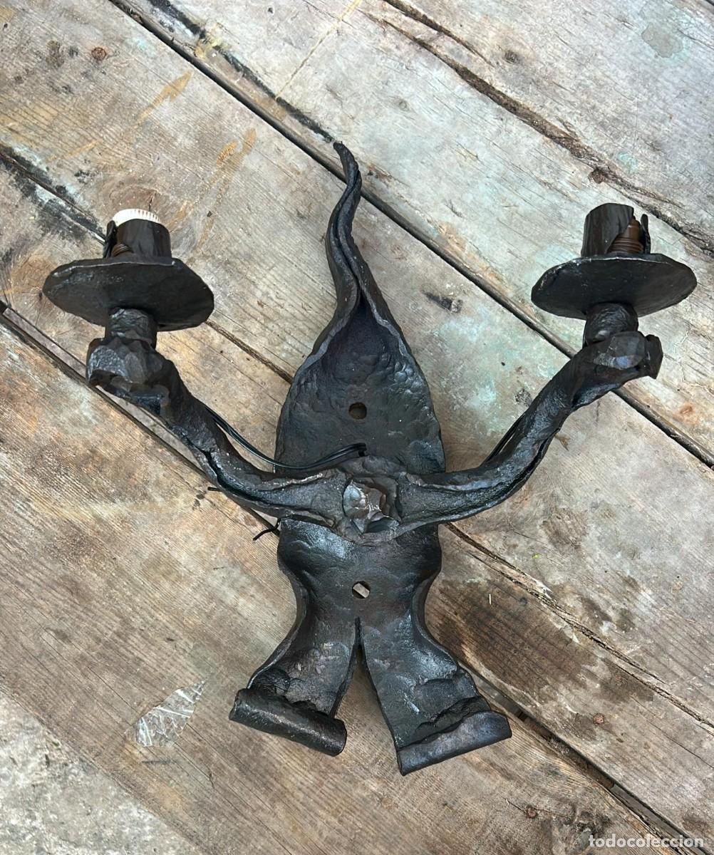 Antig&uuml;edades: CANDELABRO DE FORJA BONITO DE 40 CMS ALTURA X 35 CMS. ANCHO DE RIEL MARTI