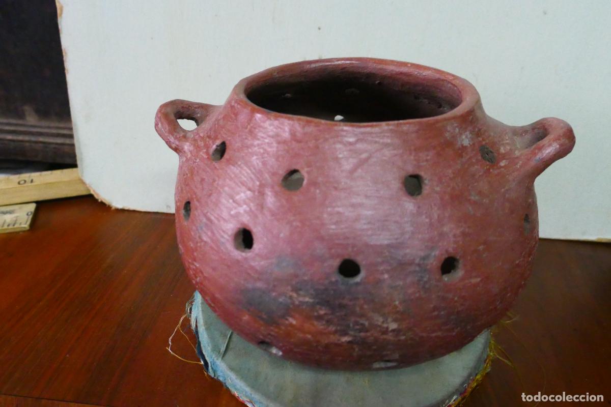 Oggetti Antichi: Antiguo recipiente de cer&aacute;mica popular . Terracota para tostar frutos secos