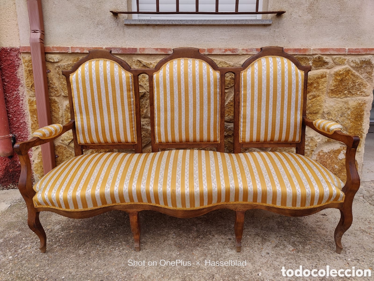 Antig&uuml;edades: Espectacular siller&iacute;a Estilo Alfonsino: Sof&aacute; de 3 plazas y 5 Sillas a juego - Tapicer&iacute;a Vintage