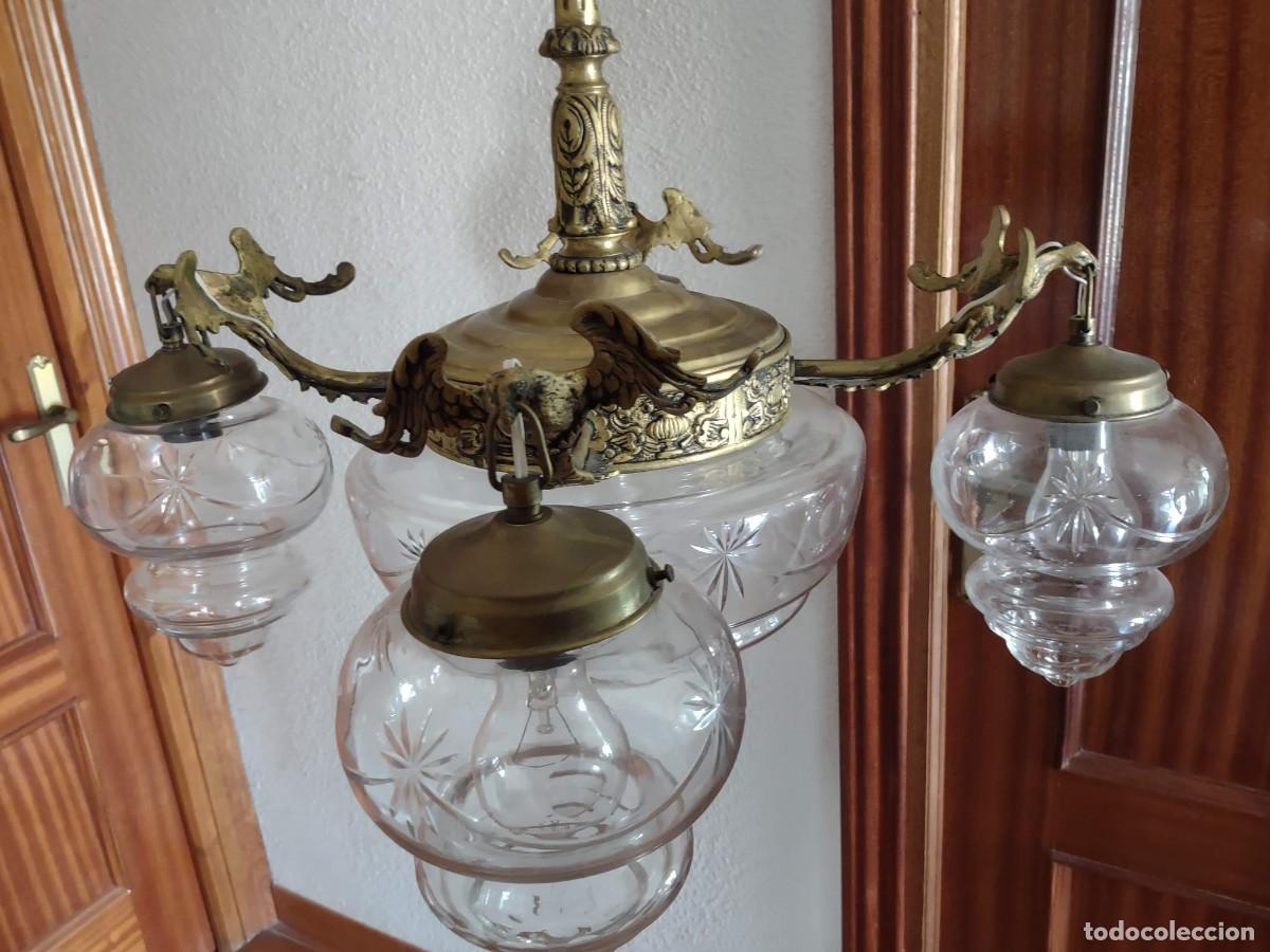 Antig&uuml;edades: &rdquo;L&aacute;mpara de techo vintage de bronce y cristal tallado - A&ntilde;os 50&rdquo;.
