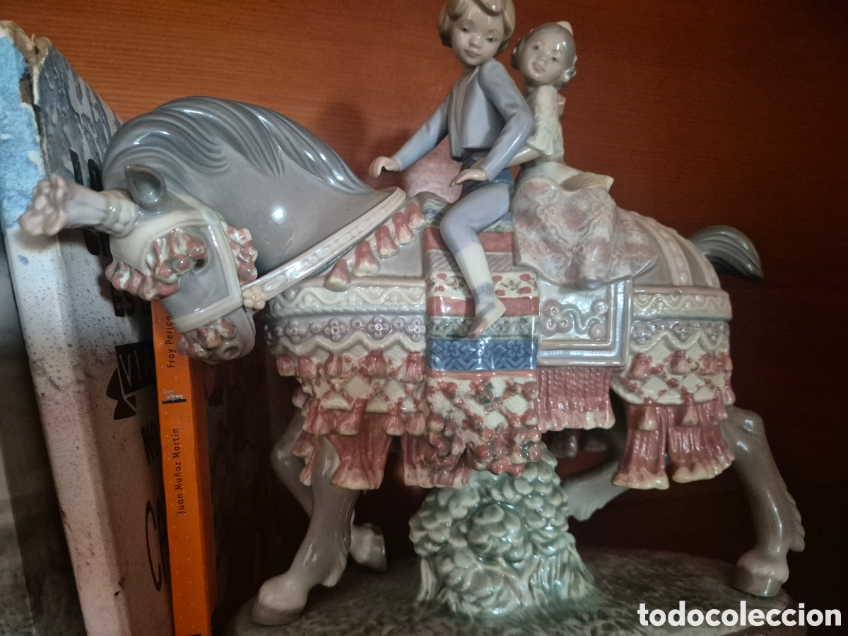 Antig&uuml;edades: Lladr&oacute; paseo a caballo