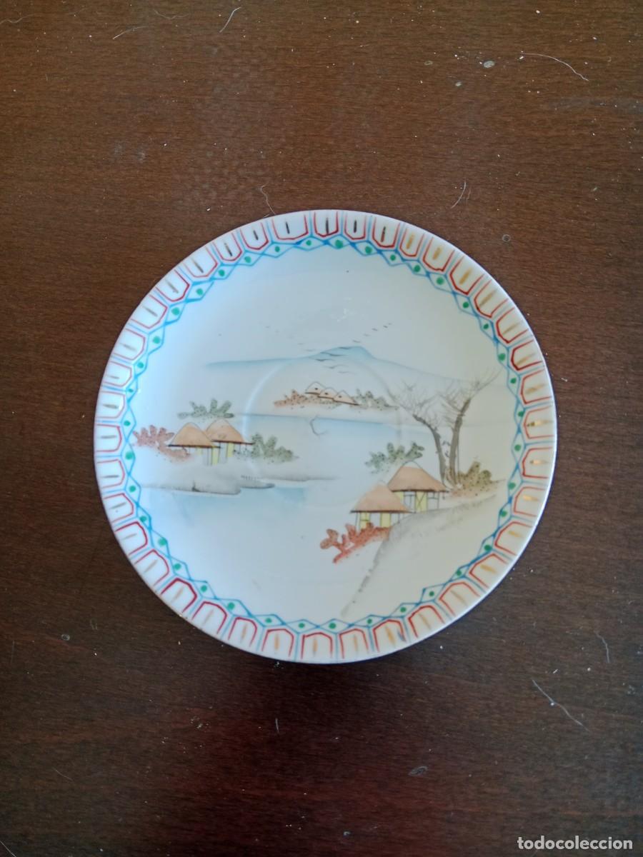 Antig&uuml;edades: Platillo de porcelana Eiraku - Foto 1