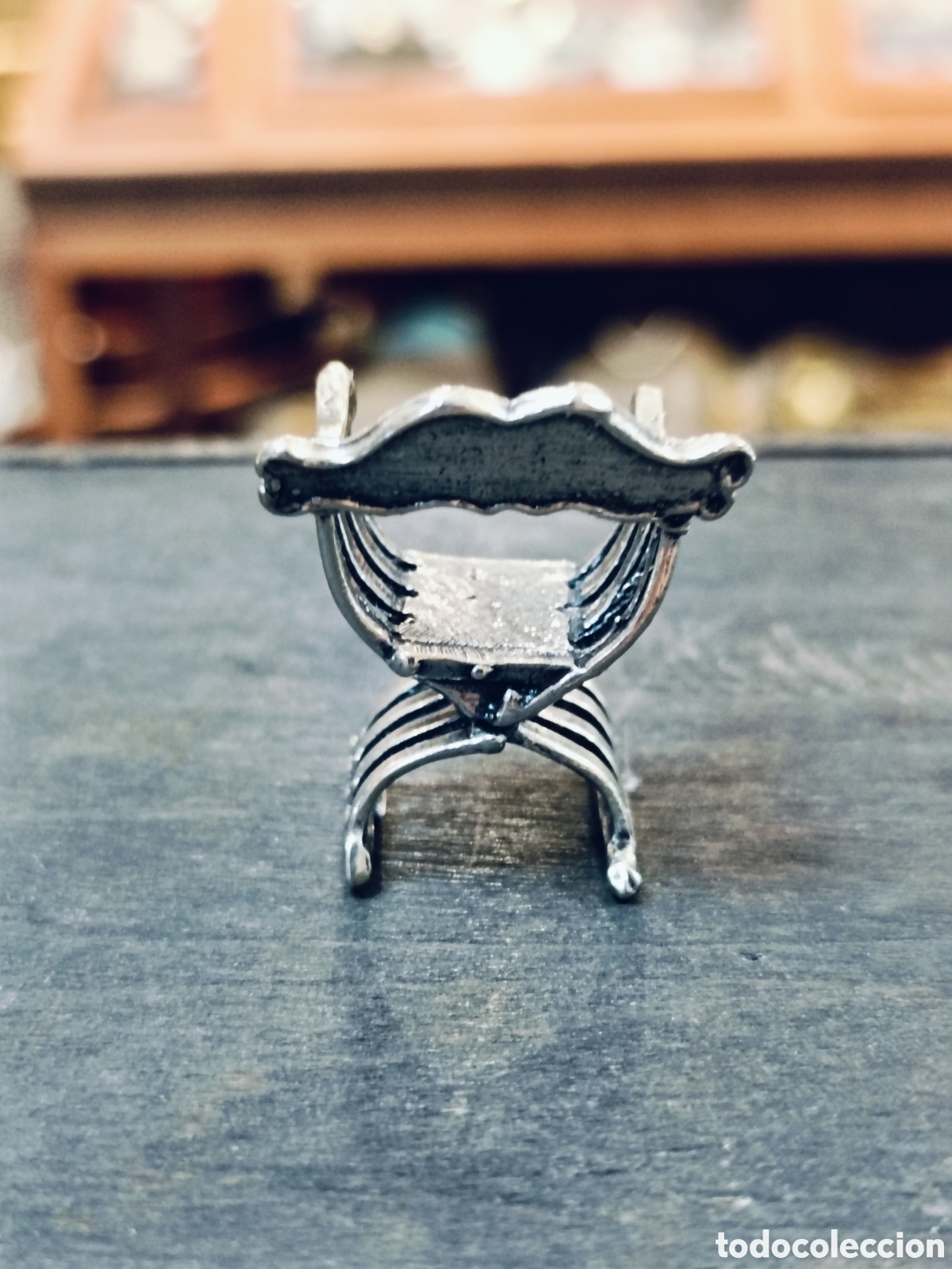 Antig&uuml;edades: MINIATURA REALIZADA EN PLATA 800. SILLA , JAMUGA - Foto 4