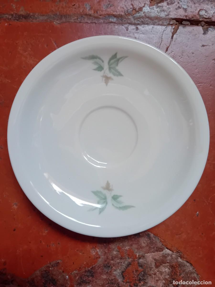 Oggetti Antichi: Plato de porcelana para taza de caf&eacute; Santa Clara Vigo