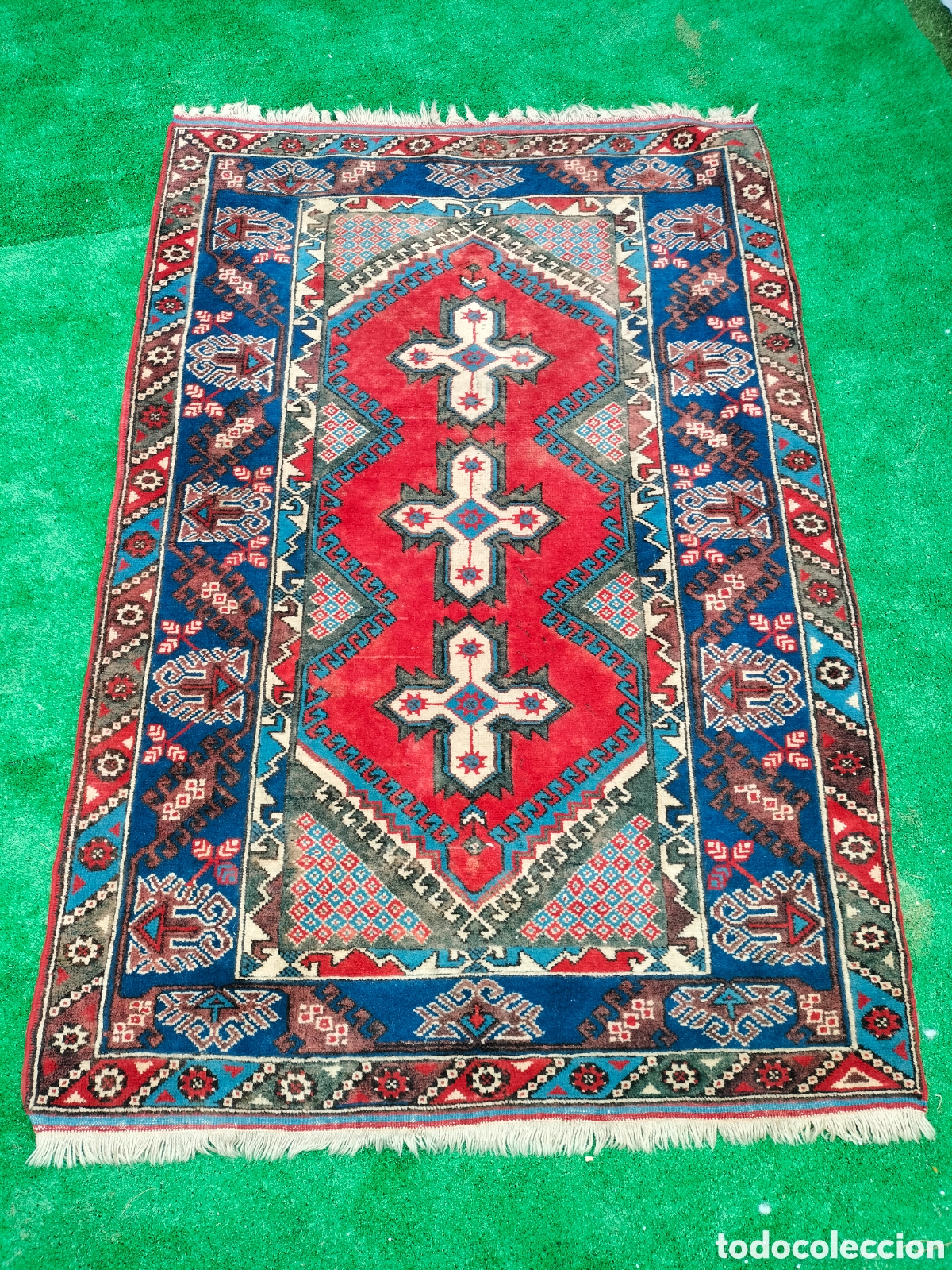 Antig&uuml;edades: alfombra tradicional de D&ouml;şemealtı, un reconocido estilo de alfombra tribal