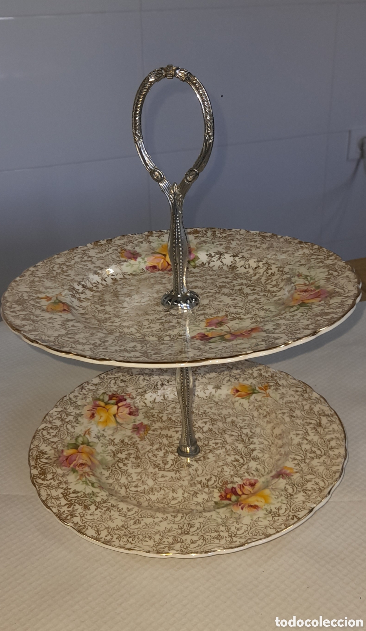Antig&uuml;edades: Fuente de pastas Celtic Rose - Foto 1