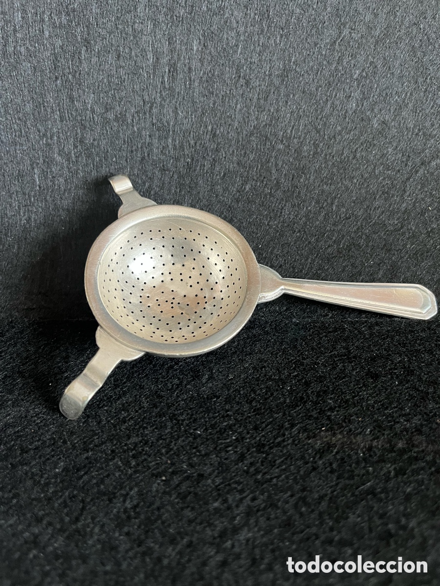 Antig&uuml;edades: Colador de t&eacute; de alpaca