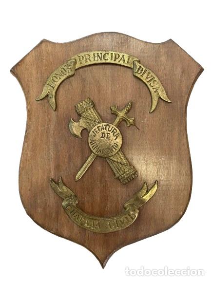 Antig&uuml;edades: Metopa de Honor de la Guardia Civil