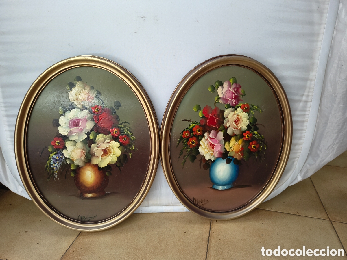 Antig&uuml;edades: Pareja de bodegones de flores pintados sobre tablilla
