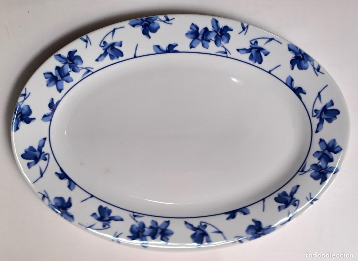 Antig&uuml;edades: BANDEJA DE CERAMICA OVALADA CON MOTIVOS FLORALES VISTA ALEGRE. BANDEJA-41