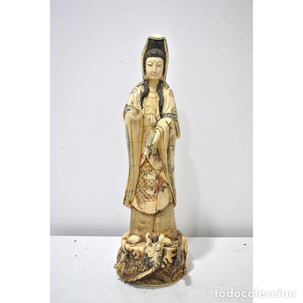 Antig&uuml;edades: Figura Oriental de Guanyin hueso