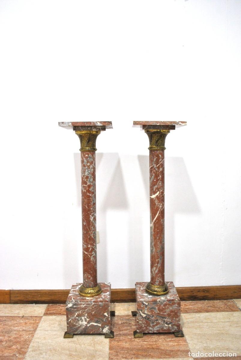 Antig&uuml;edades: Columnas pedestales m&aacute;rmol veteado