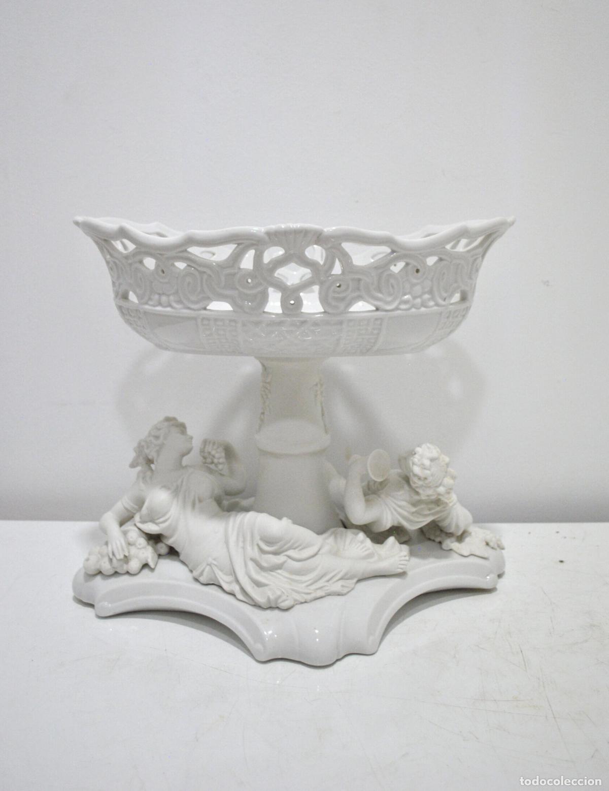 Antig&uuml;edades: Centro de mesa porcelana blanca Biscuit