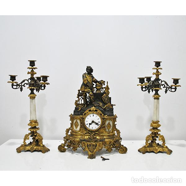 Antig&uuml;edades: Reloj guarnici&oacute;n Napole&oacute;n III