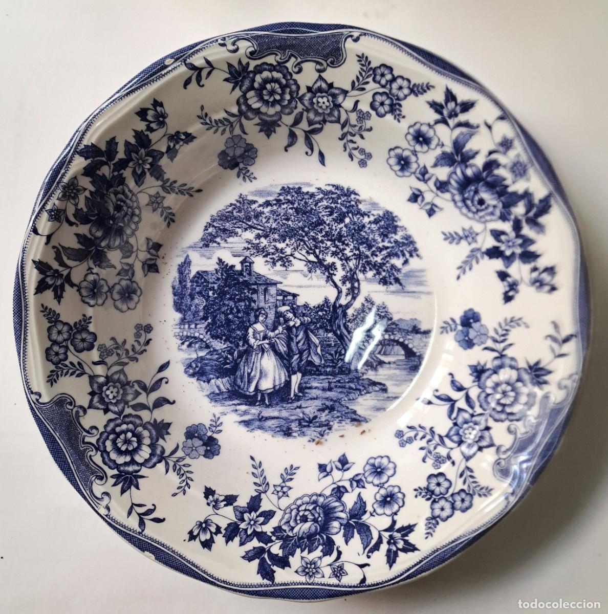 Antig&uuml;edades: PLATO HONDO O BANDEJA DE CERAMICA REDONDA DE LA MARCA ITALIANA QUADRIFOGLIO. BANDEJA-44