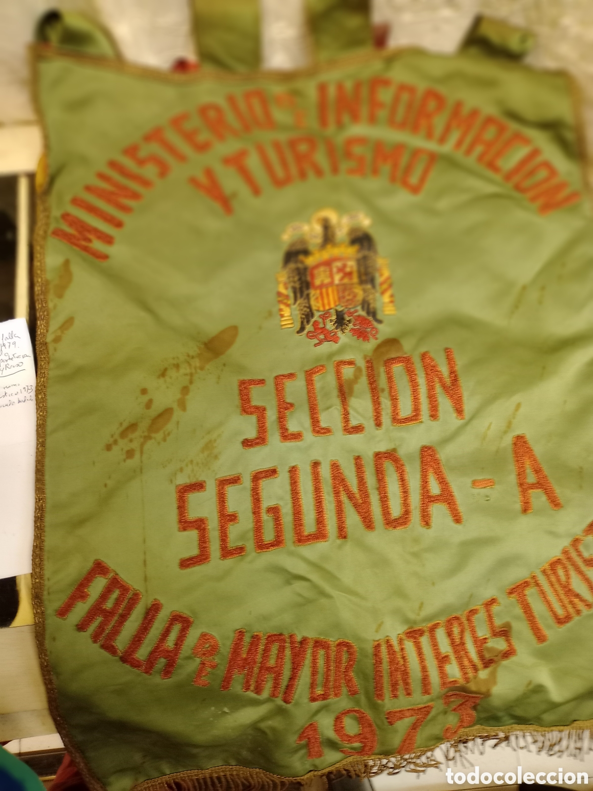 Antig&uuml;edades: Estandarte fallero antiguo