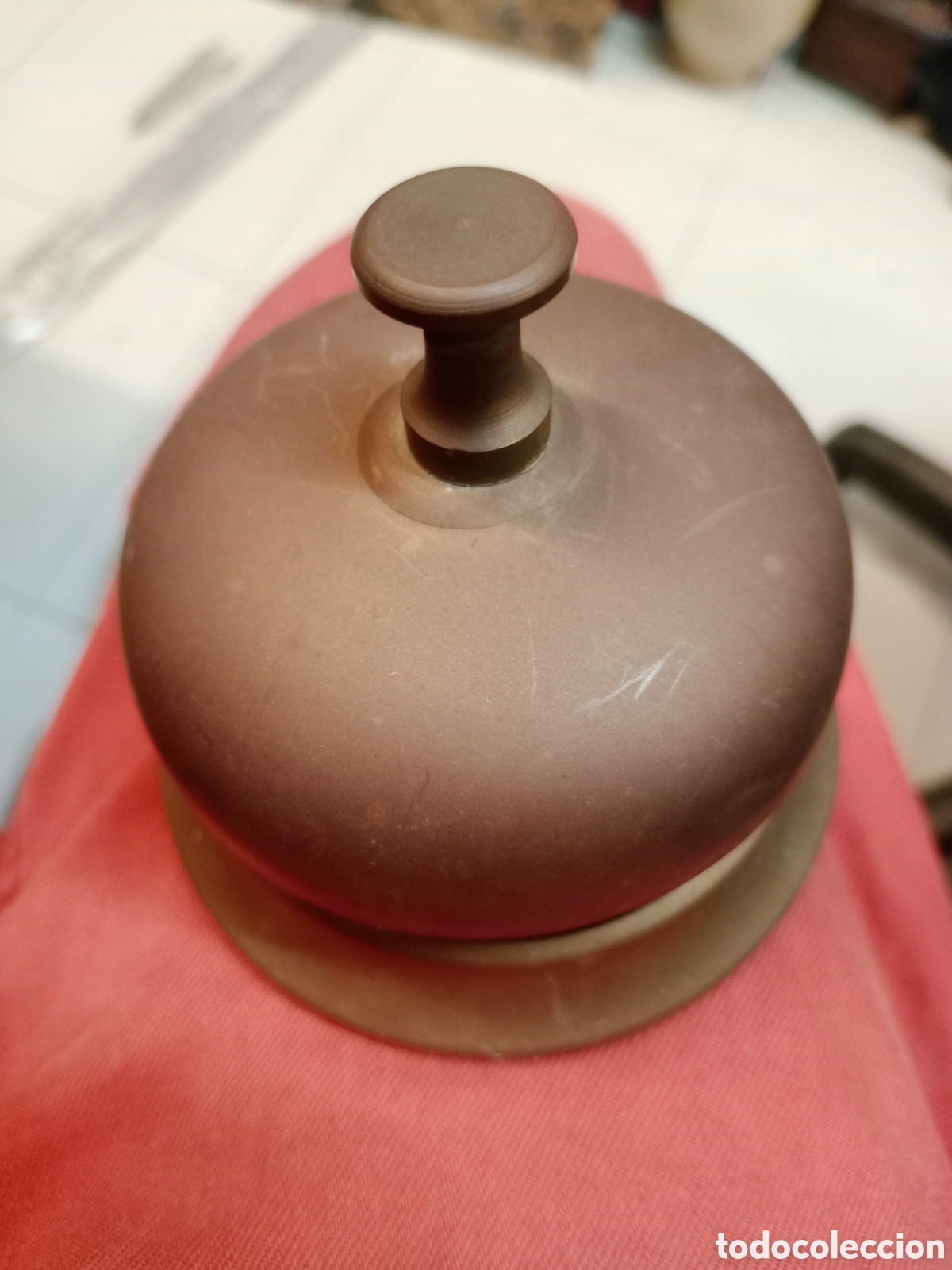Antig&uuml;edades: Timbre de recepci&oacute;n de hotel