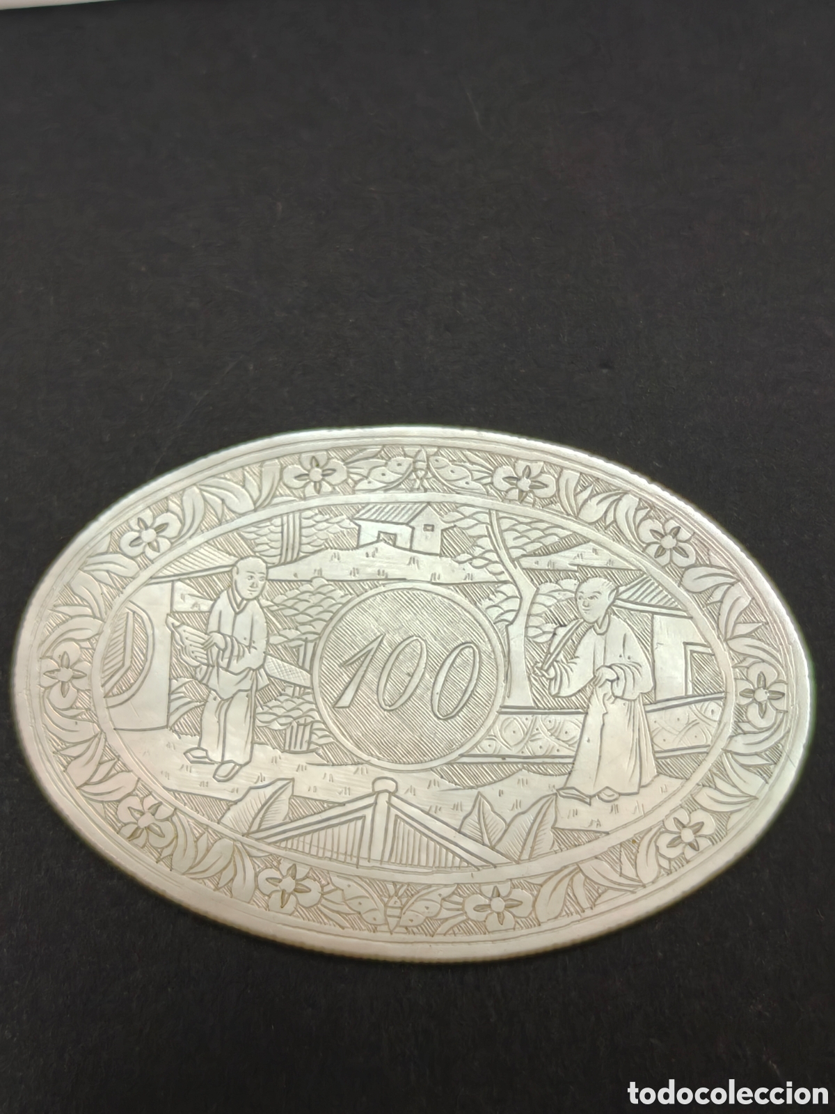 Antig&uuml;edades: Lote de 32 fichas cantonesas (Dinast&iacute;a Qing, 1780-1850) en n&aacute;car macizo, calidad premium.