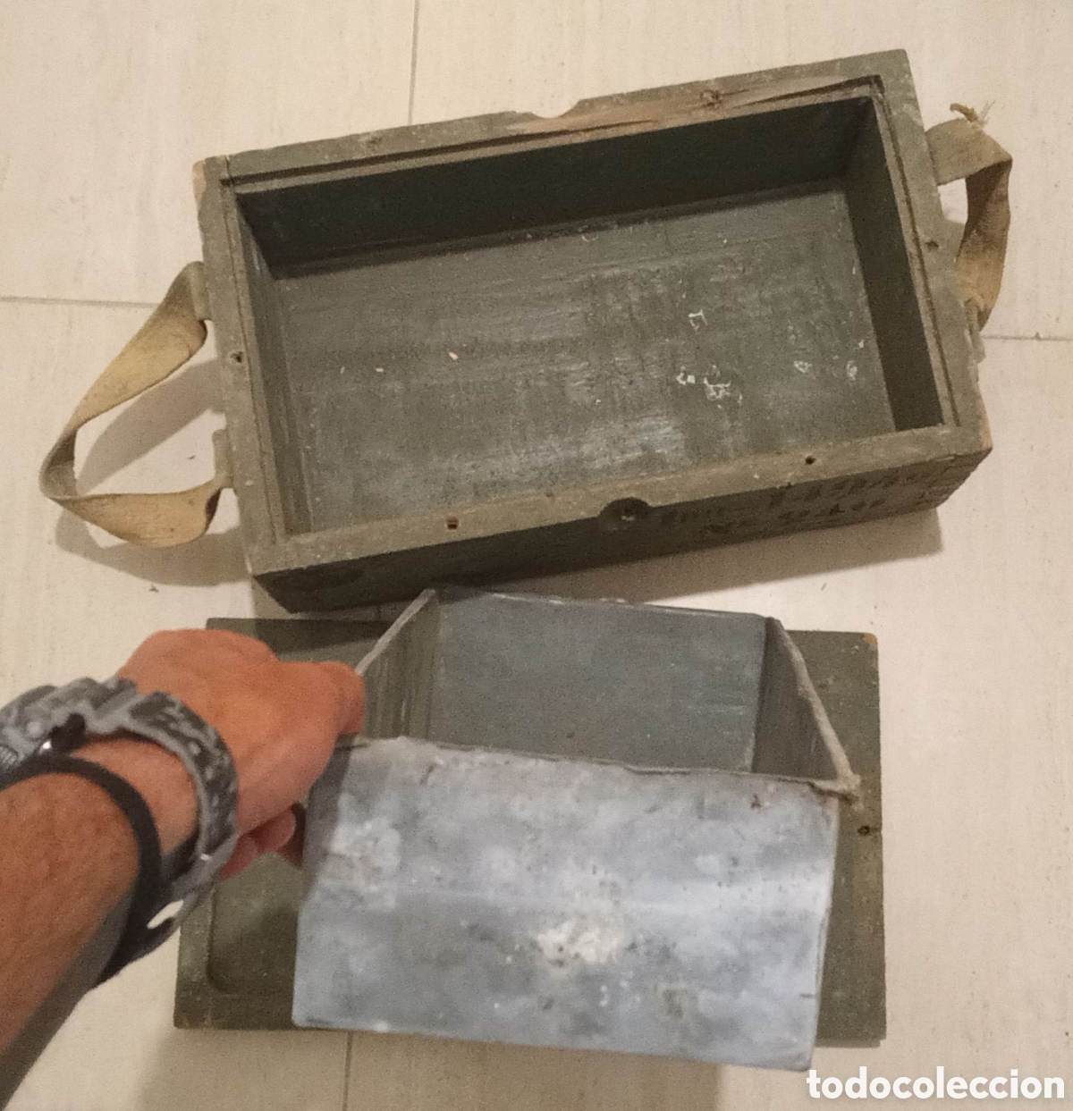 Antig&uuml;edades: Guerra Civil. Caja de armamento. Inn 149/12. N&deg; 240.