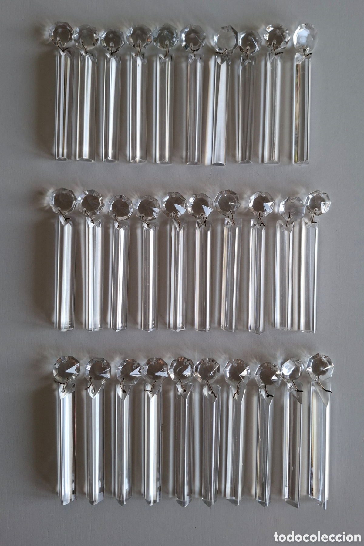 Antig&uuml;edades: L&Aacute;GRIMAS DE CRISTAL DE MURANO prisma triangular baguette 30 UNIDADES