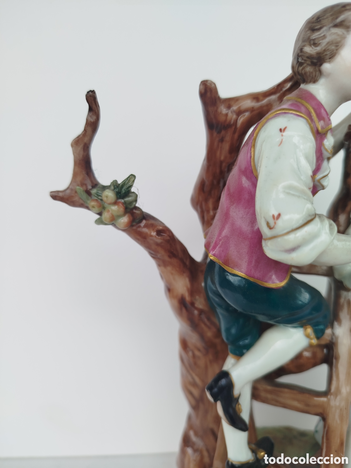 Antig&uuml;edades: Figura de porcelana con marca - Foto 5