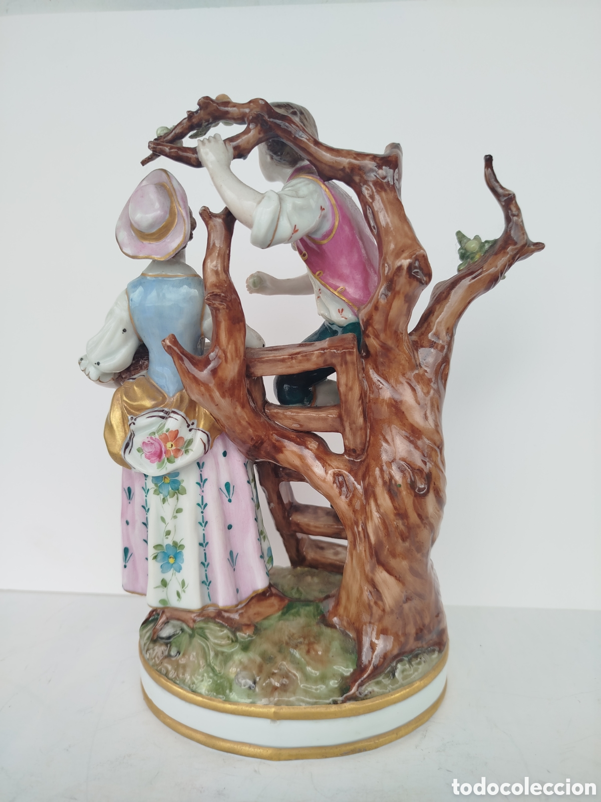 Antig&uuml;edades: Figura de porcelana con marca - Foto 8