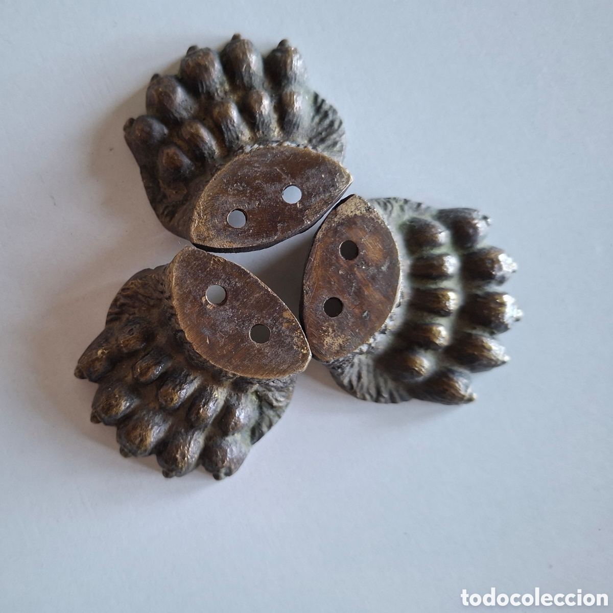 Antig&uuml;edades: 3 GARRAS DE BRONCE ANTIGUAS - Foto 4
