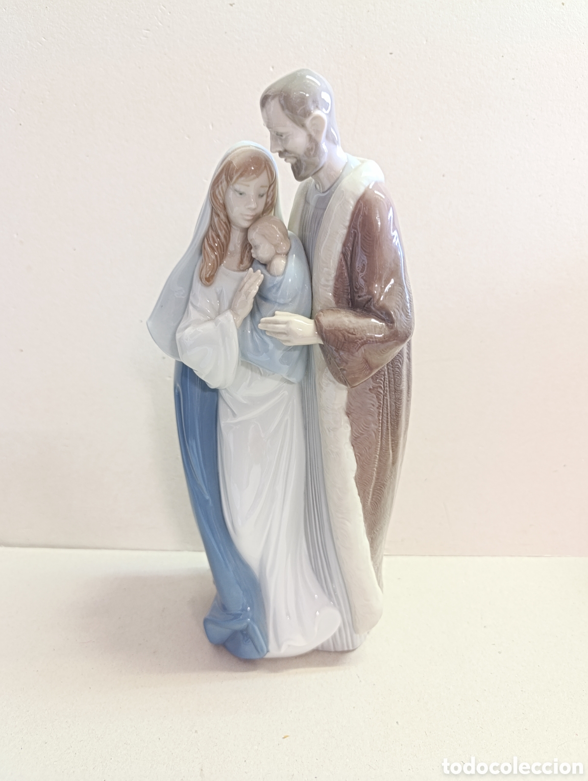 Antig&uuml;edades: DAGRADA GAMILIA, NACIMIENTO, DE PORCELANA LLADRO. MARCAS EN LA BASE. 33 CM.