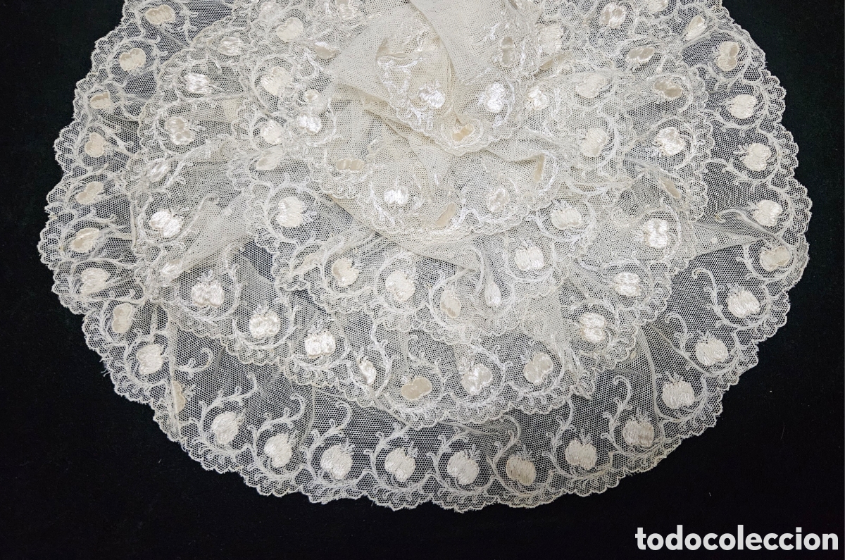 Antig&uuml;edades: EXQUISITA BLONDA ANTIGUA DE ENCAJE DE TUL BORDADO.
