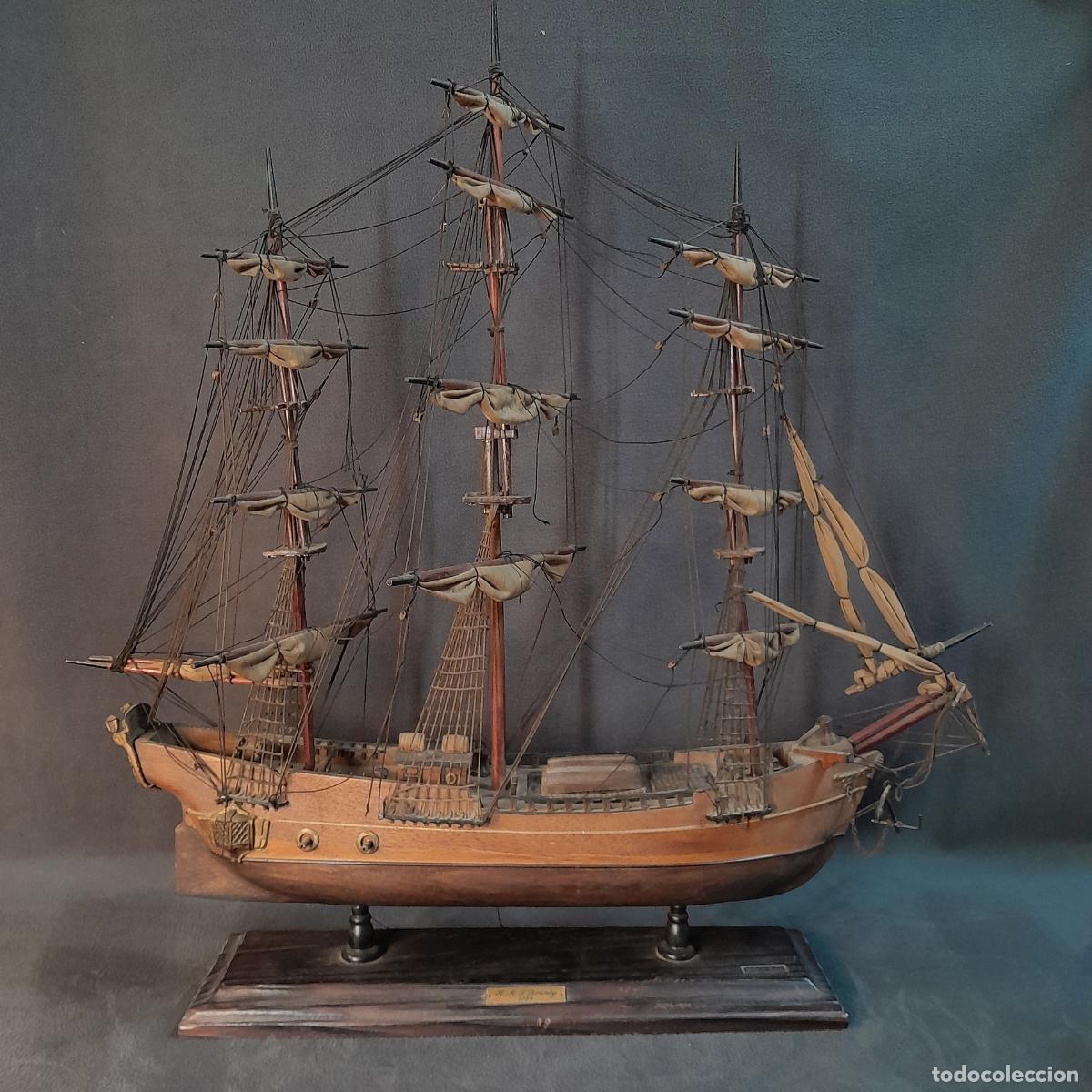 Antig&uuml;edades: MAQUETA ARTESANAL DEL VELERO H.M.S. BOUNTY. SIGLO XX.