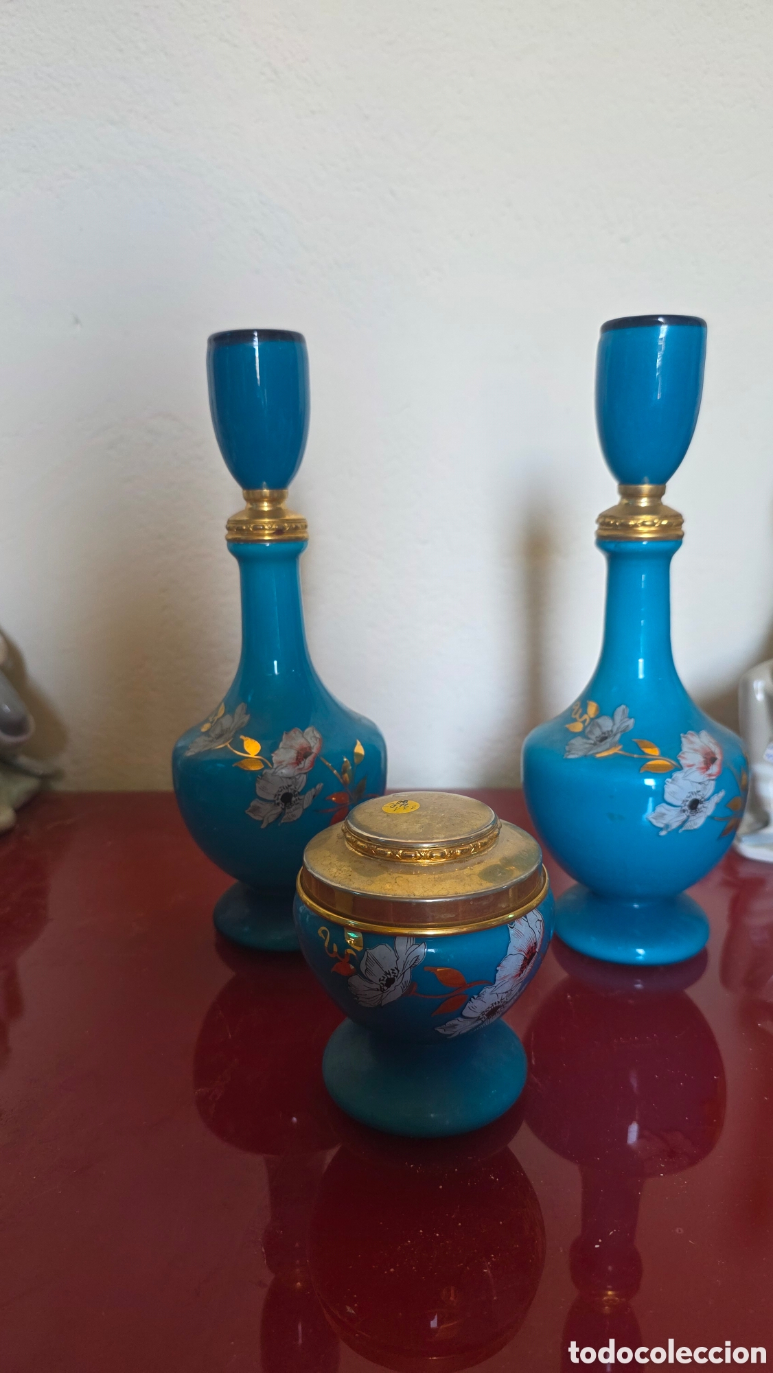 Antig&uuml;edades: Juego tocador perfumero opalina francesa