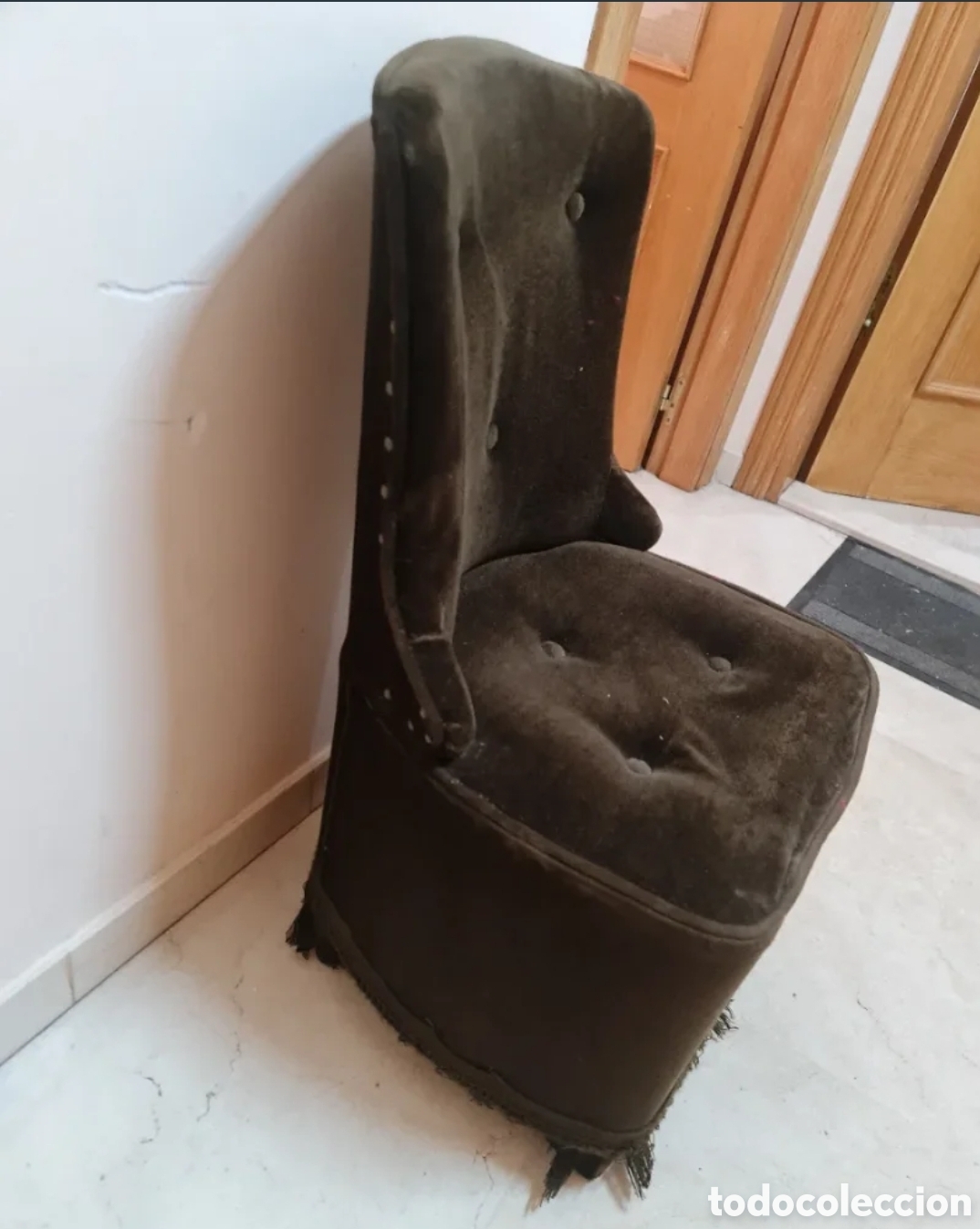 Antig&uuml;edades: (S.XIX) Silla de tocador Muy bien conservada
