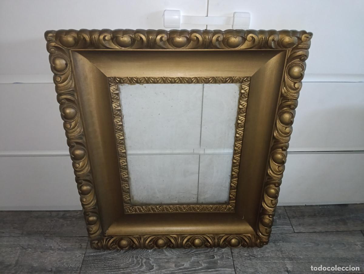Antig&uuml;edades: Gran y pesado Marco Barroco Artesanal de Madera Estilo Cl&aacute;sico Dorado Vintage