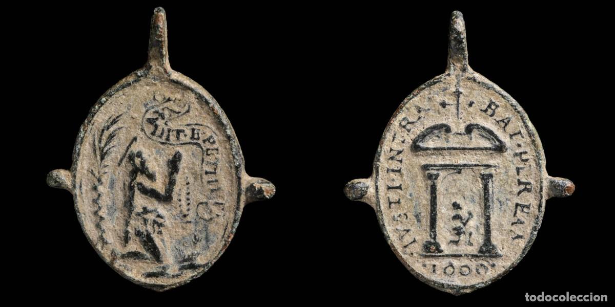 Antig&uuml;edades: Religious medal XVI-XVII centuries Roman Jubilee 1600 - 29x24 mm.