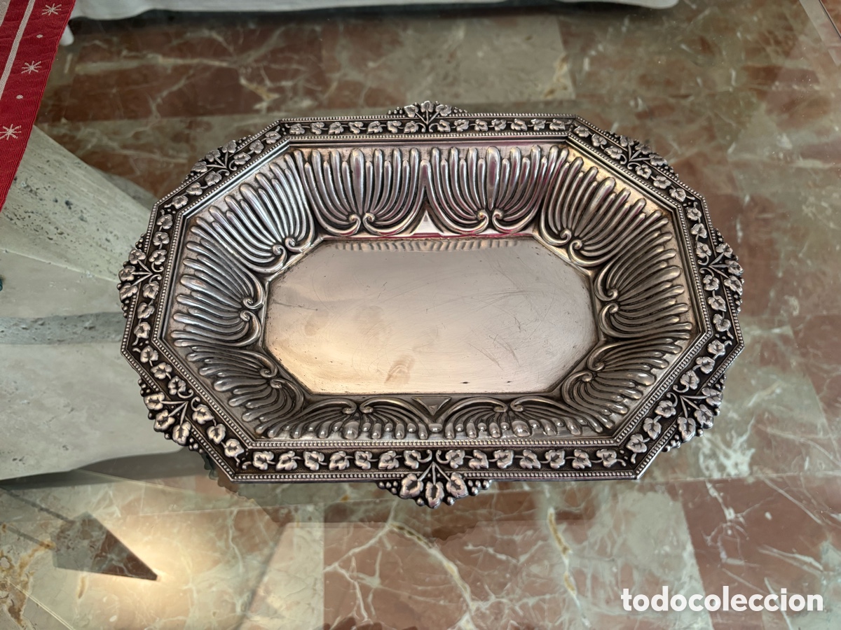 Antig&uuml;edades: Bandeja elegante decorada octogonal antigua - Foto 3
