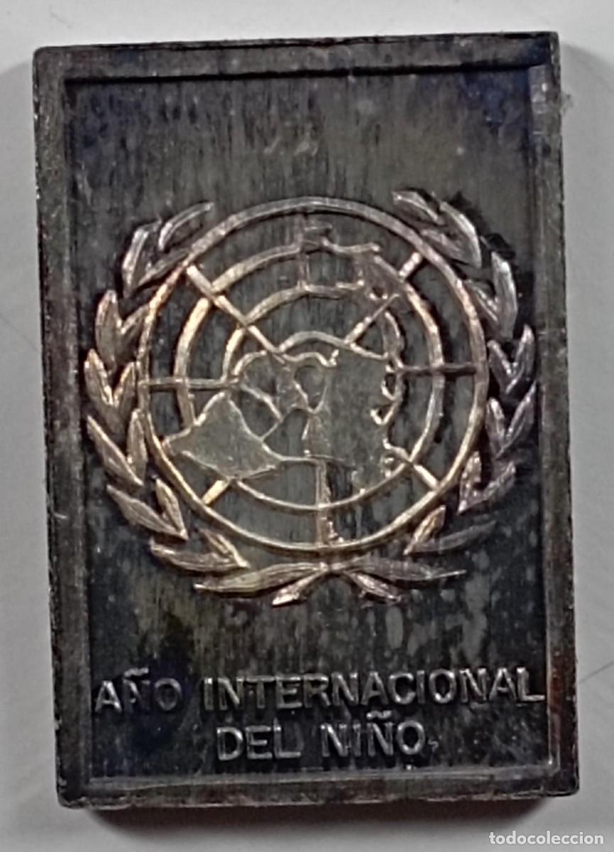 Antig&uuml;edades: Lingote de plata pura (999), PROOF, A&ntilde;o Internacional del Ni&ntilde;o (ONU)