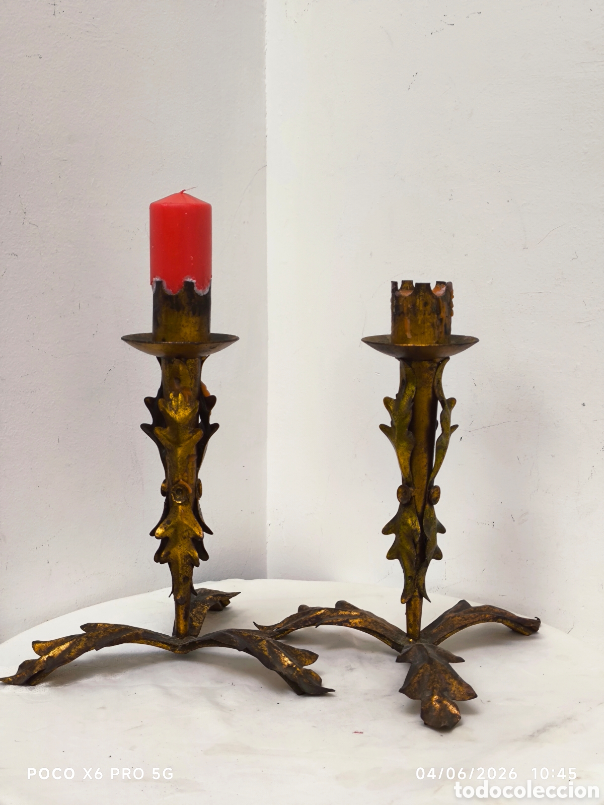 Antig&uuml;edades: Candelabros Bronce hojas de acanto - Foto 3