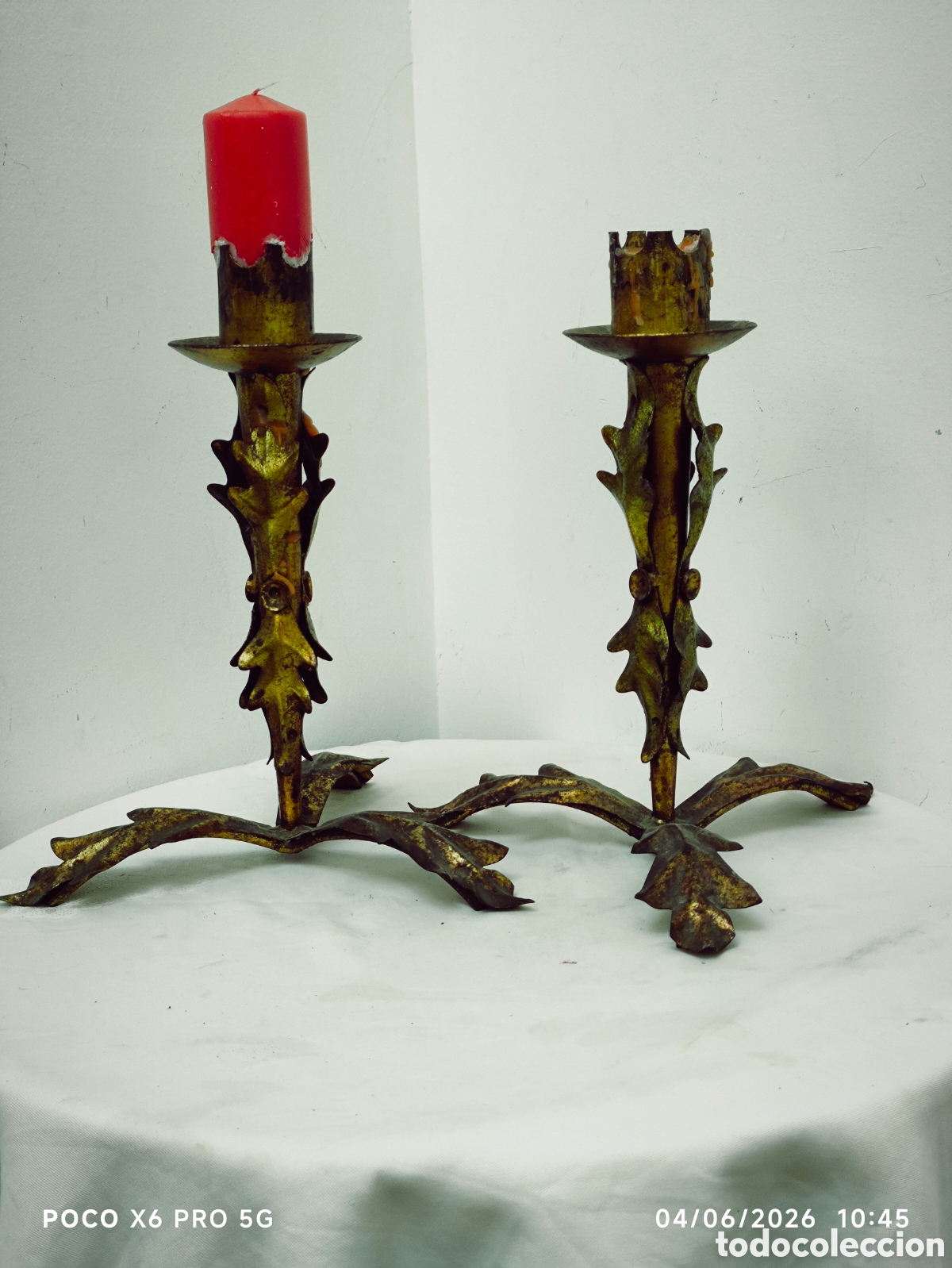 Antig&uuml;edades: Candelabros Bronce hojas de acanto - Foto 9