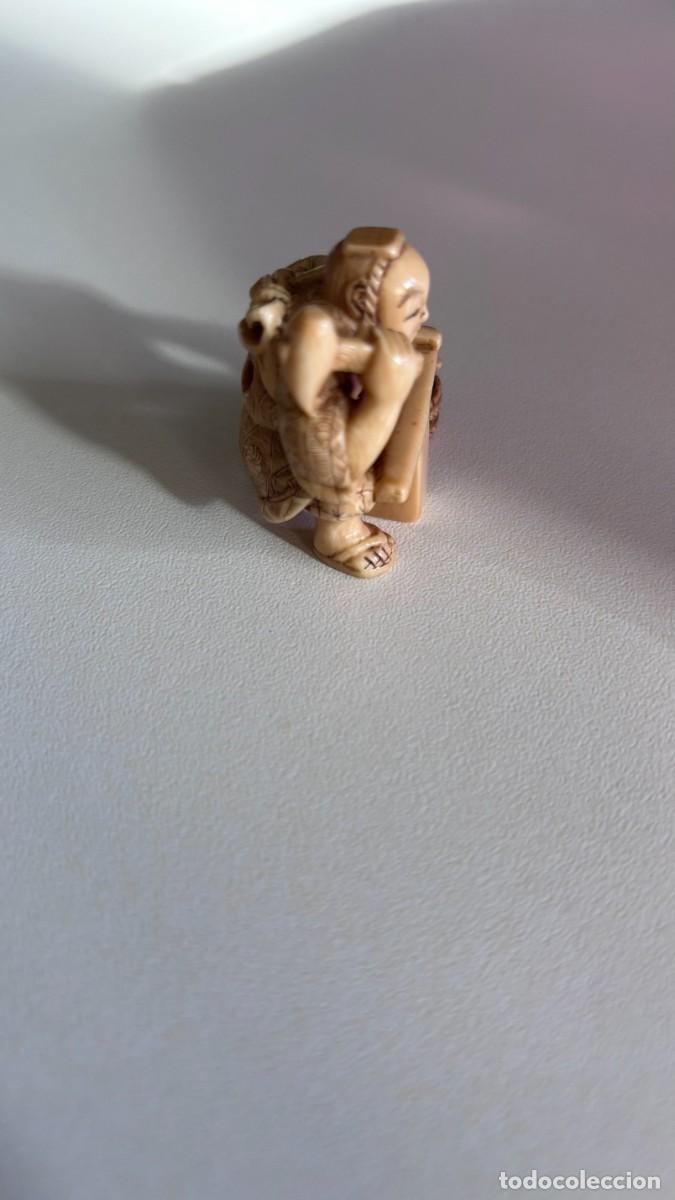 Antig&uuml;edades: Netsuke Policromado y Firmado periodo entre 1870-1920