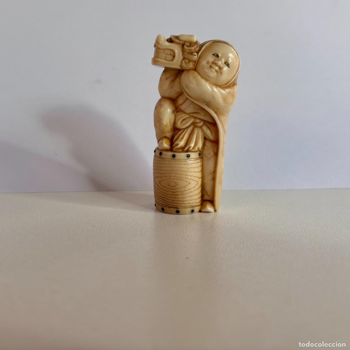 Antig&uuml;edades: Katabori Netsuke Policromado y Firmado periodo entre 1870-1920