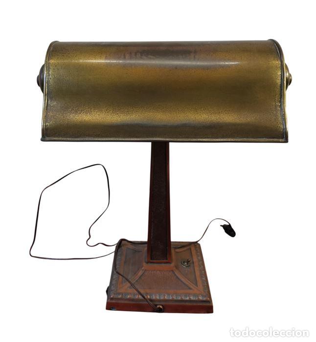 Antig&uuml;edades: L&Aacute;MPARA VINTAGE DE ESCRITORIO O DE SOBREMESA DE ESTILO ART D&Eacute;CO. COBRE. EEUU (?). C. 1920-40