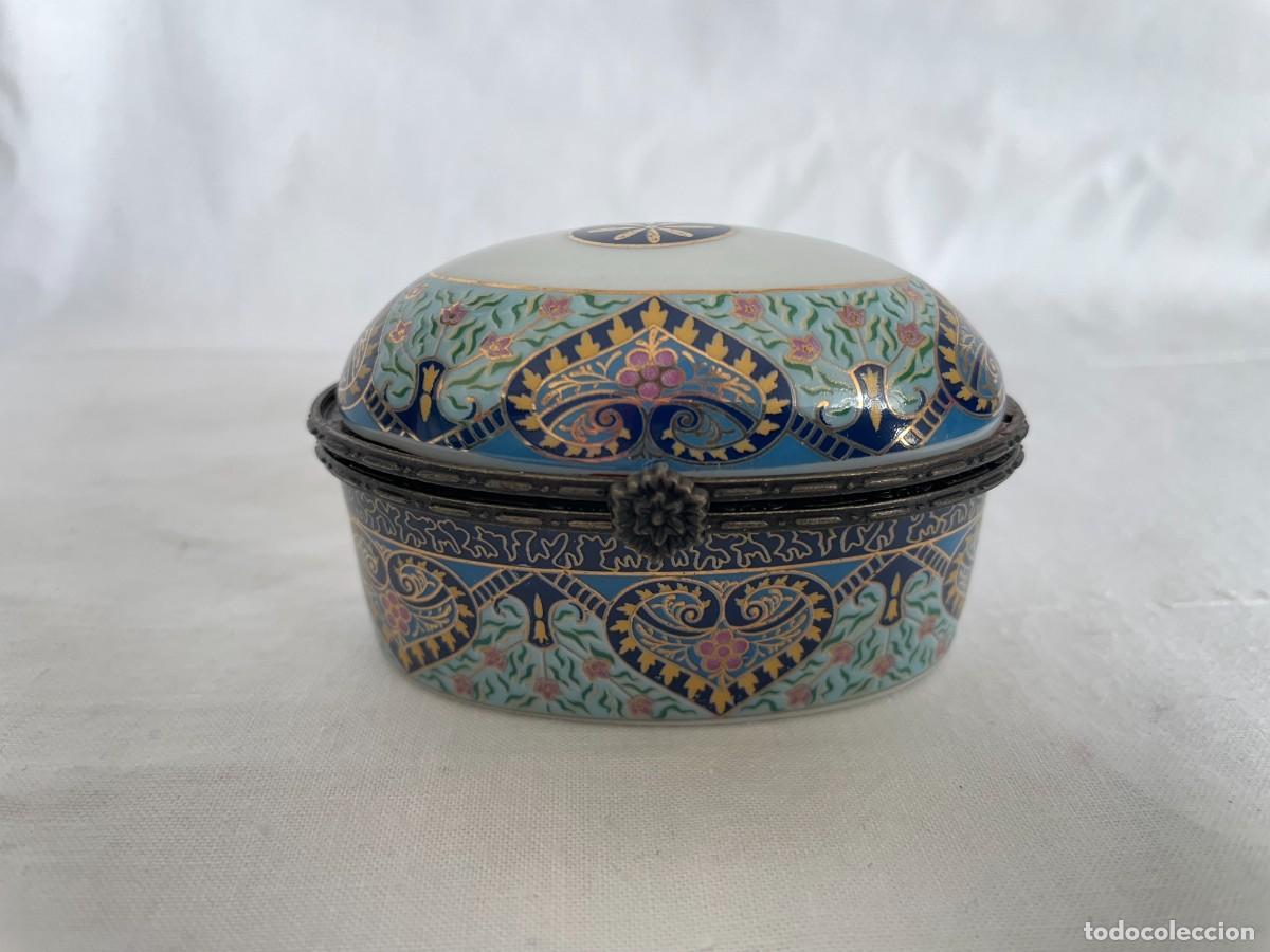 Antig&uuml;edades: PEQUE&Ntilde;O JOYERO DE PORCELANA NAV PORTUGAL
