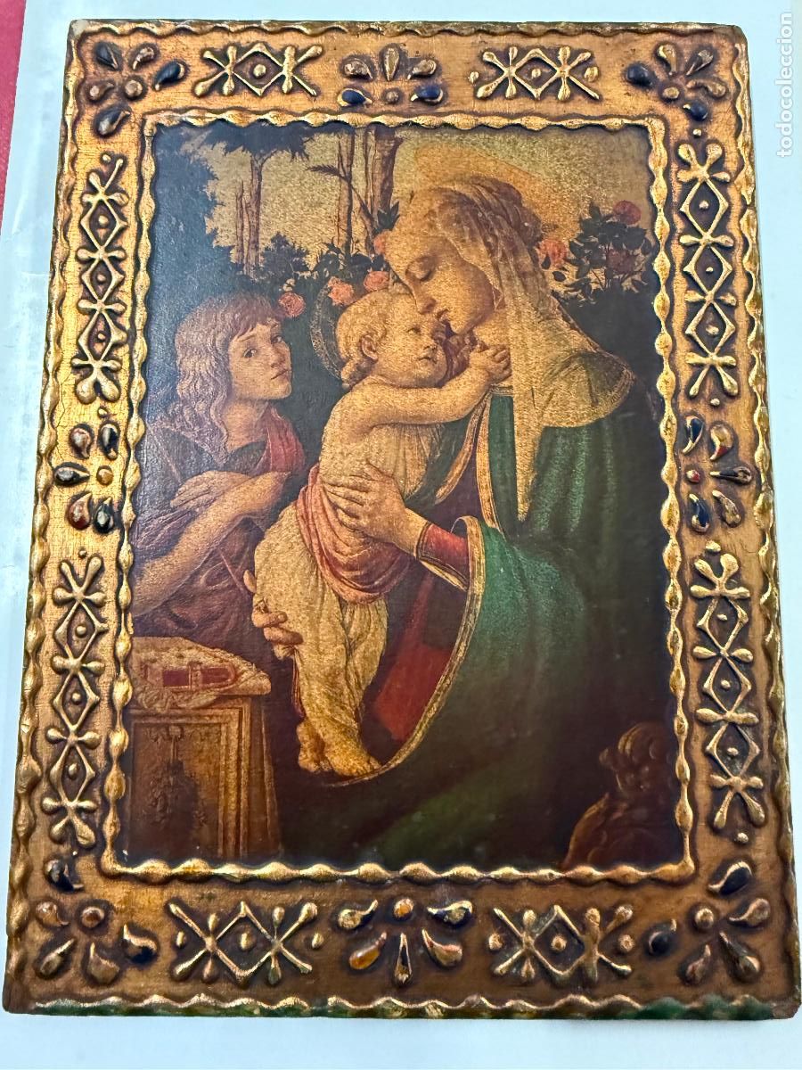 Antig&uuml;edades: Bellsimo plafon de madera Virgen con el Ni&ntilde;o y San Juan. Marco en relieve. Icono.. 24x18cms en total