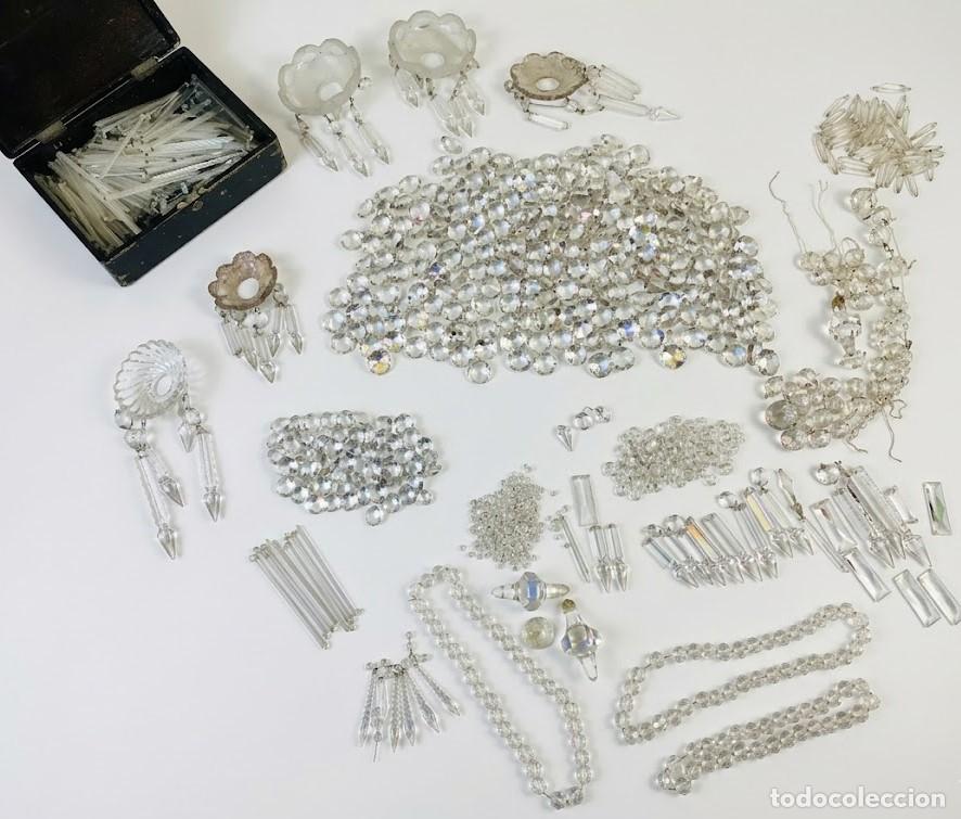 Antig&uuml;edades: GRAN LOTE DE L&Aacute;GRIMAS DE CRISTAL Y RECAMBIOS PARA CANDELABROS. CRISTAL TALLADO. EUROPA. XIX-XX