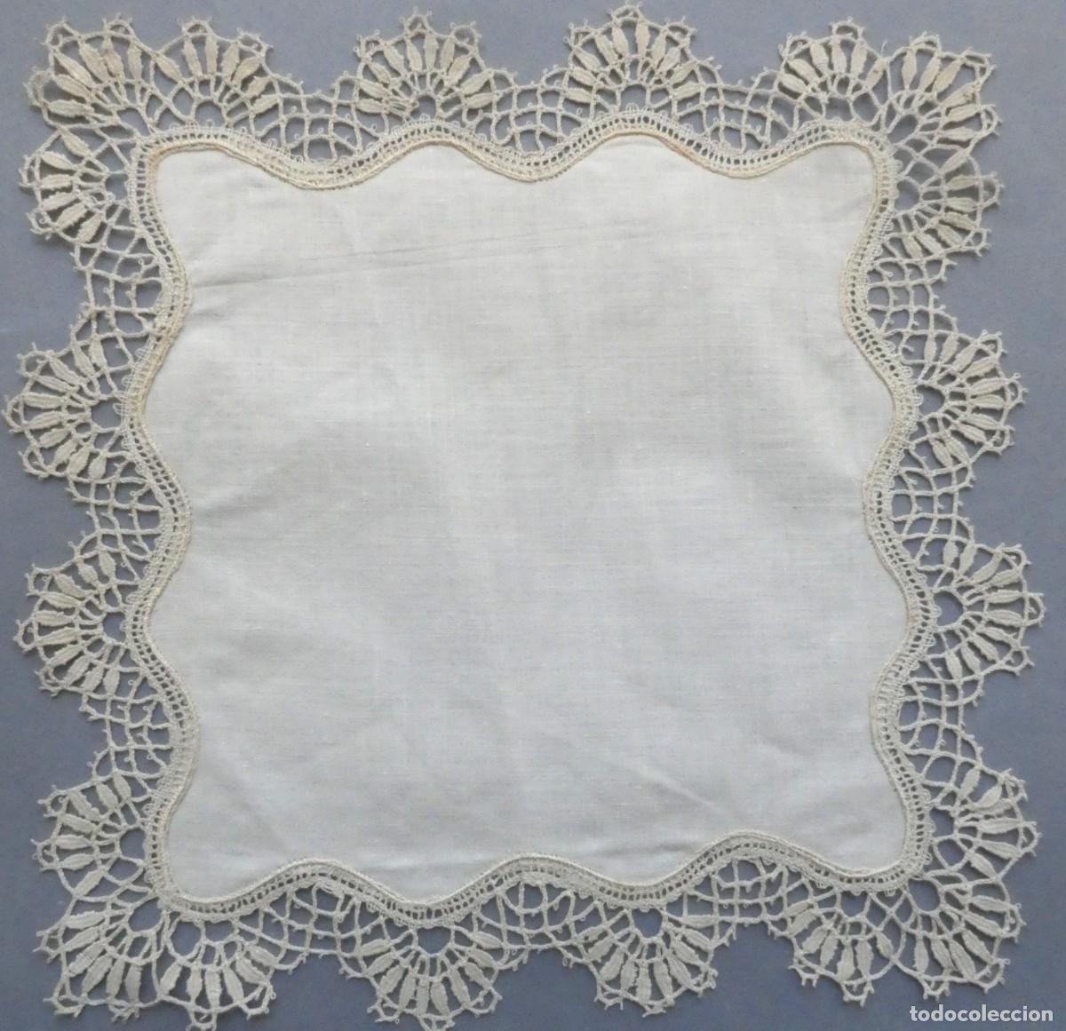 Oggetti Antichi: ANTIGUO PA&Ntilde;UELO DE ENCAJE DE BOLILLO IMAGEN - NOVIA S. XIX