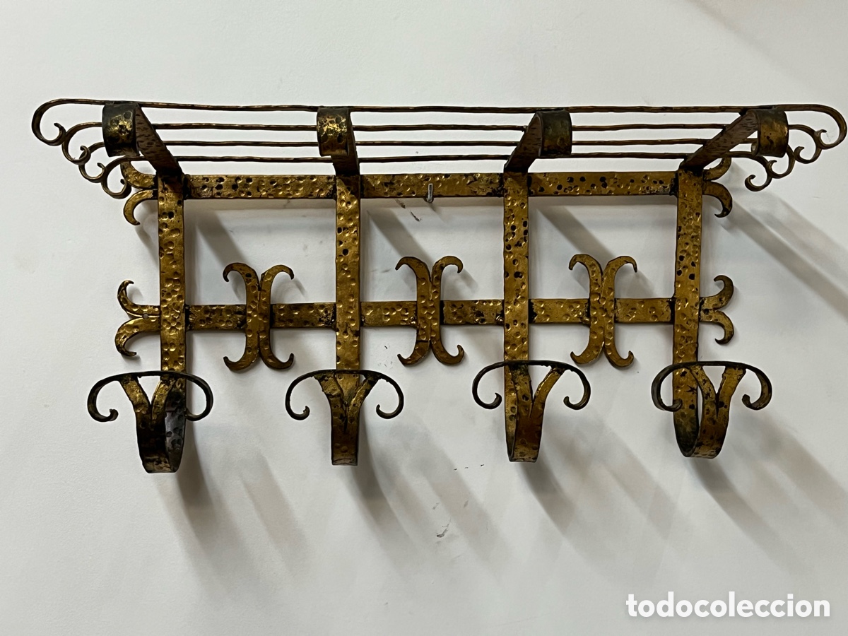 Antig&uuml;edades: Perchero artesanal de hierro forjado
