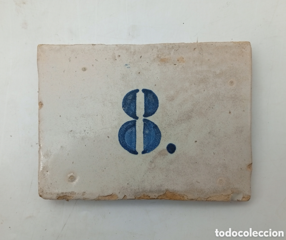 Antig&uuml;edades: Azulejo catal&aacute;n s XIX azul n&uacute;mero 8 porta de casa