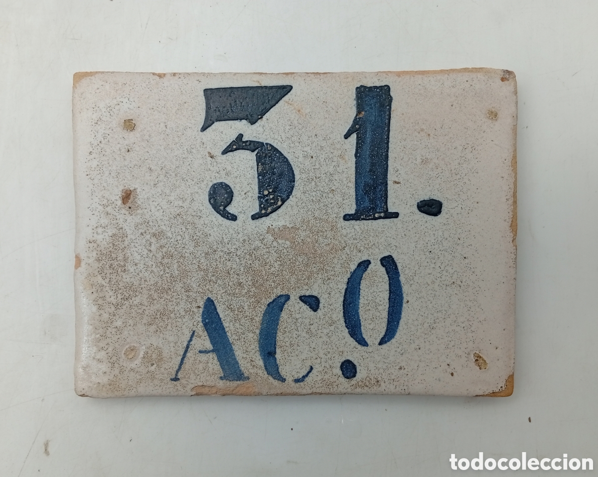 Antig&uuml;edades: Azulejo catal&aacute;n siglo XIX azul n&uacute;mero 31